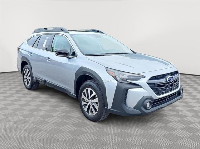 Photo of 2025 Ice Silver Metallic Subaru Outback
