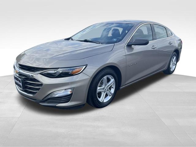 Photo of 2023 Mineral Gray Metallic Chevrolet Malibu