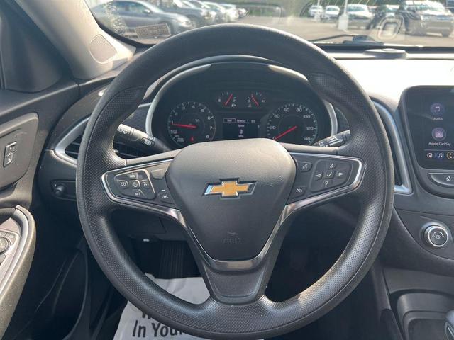 Photo of 2023 Mineral Gray Metallic Chevrolet Malibu