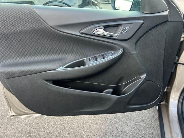 Photo of 2023 Mineral Gray Metallic Chevrolet Malibu