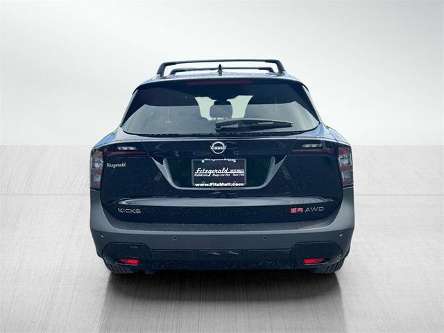 Photo of 2025 Super Black Nissan Kicks