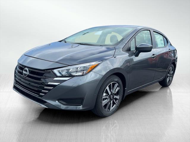 Photo of 2025 Gun Metallic Nissan Versa