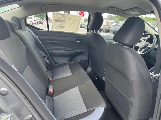 Photo of 2025 Gun Metallic Nissan Versa