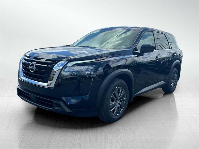 Photo of 2025 Super Black Nissan Pathfinder