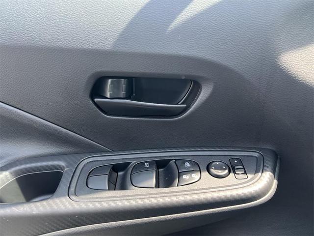 Photo of 2025 Gun Metallic Nissan Versa