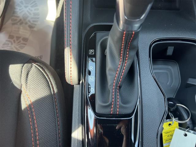 Photo of 2025 Super Black Nissan Frontier
