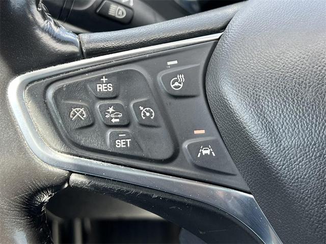 Photo of 2018 Iridescent Pearl Tricoat Chevrolet Volt