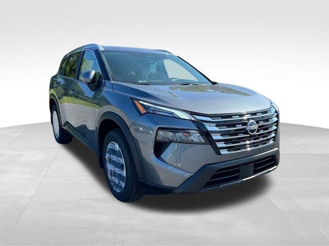 Photo of 2026 Gun Metallic Nissan Rogue