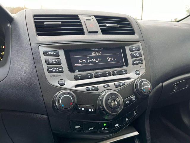 Photo of 2006 Gray Honda Accord