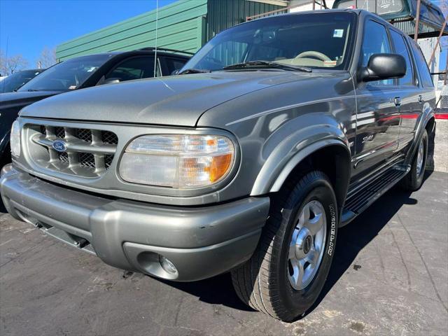 1999 Ford Explorer