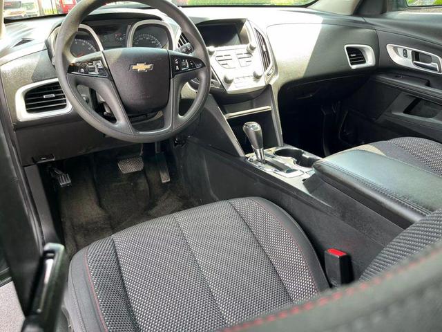 Photo of 2017 Black Chevrolet Equinox
