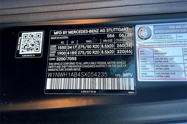 Photo of 2025 Midnight Black Mercedes-Benz G-Class