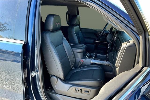 Photo of 2019 Blue Chevrolet Silverado 1500