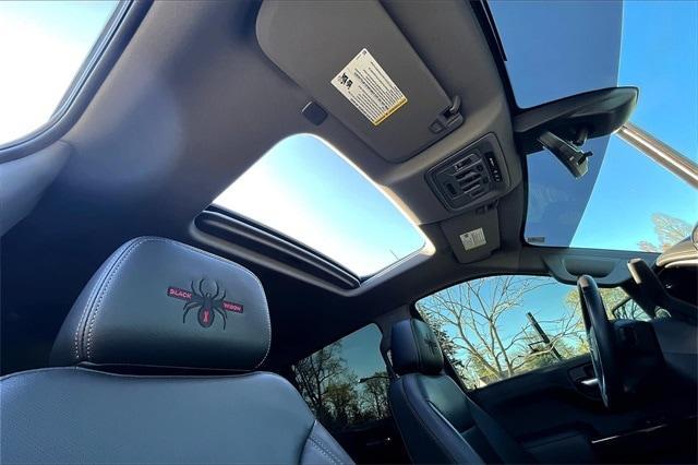 Photo of 2019 Blue Chevrolet Silverado 1500