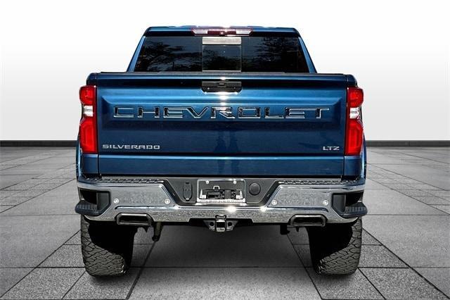 Photo of 2019 Blue Chevrolet Silverado 1500