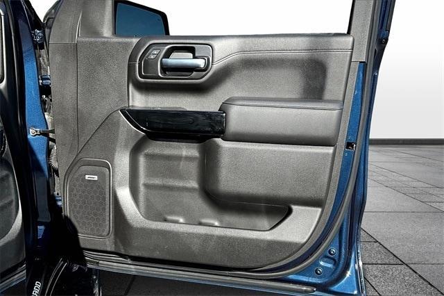 Photo of 2019 Blue Chevrolet Silverado 1500