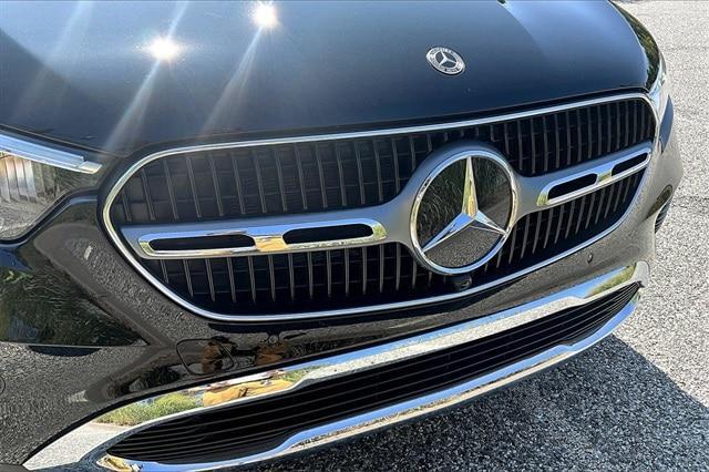 Photo of 2025 Black Mercedes-Benz GLC 300