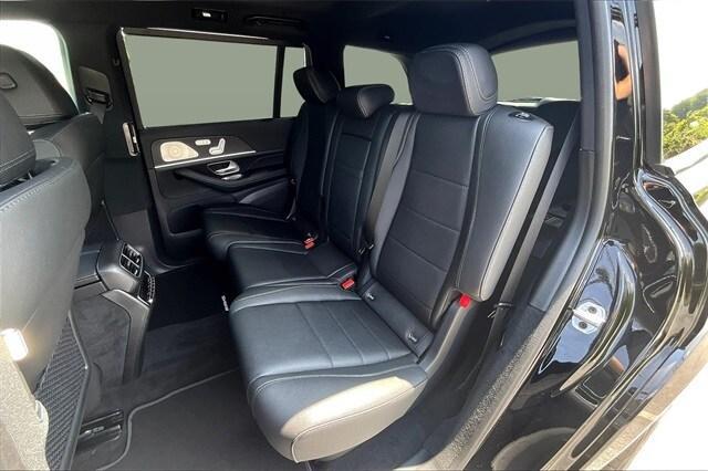 Photo of 2025 Obsidian Black Mercedes-Benz GLS 450