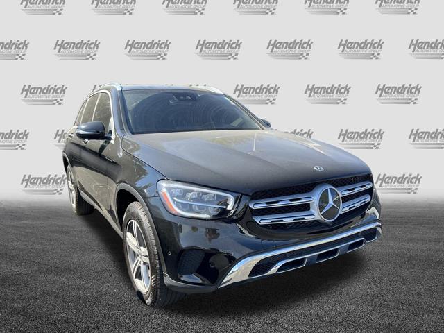 Photo of 2022 Black Mercedes-Benz GLC 300