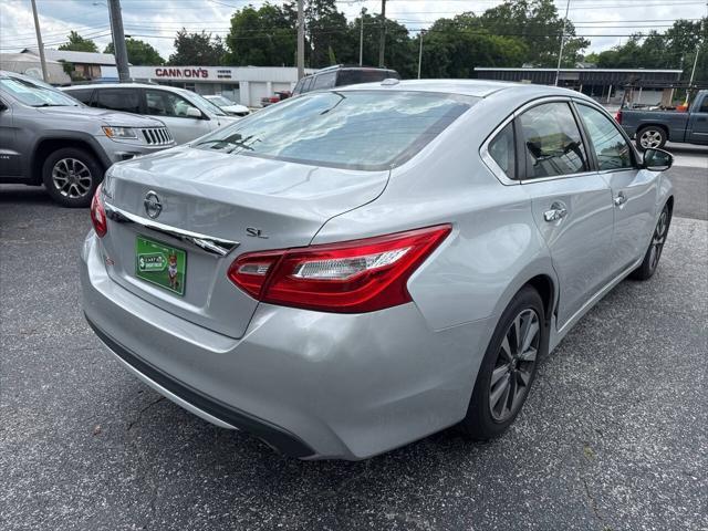 Photo of 2017 Brilliant Silver Nissan Altima