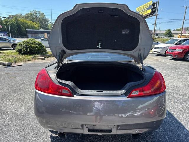 Photo of 2009 Amethyst Graphite INFINITI G37