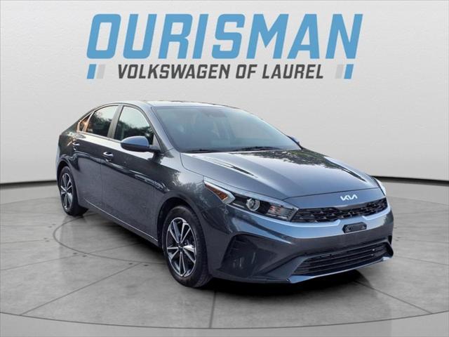Photo of 2022 Gravity Gray Kia Forte