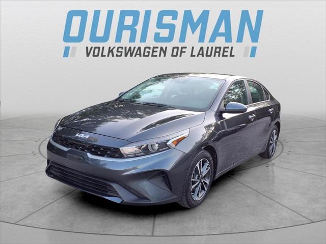Photo of 2022 Gravity Gray Kia Forte