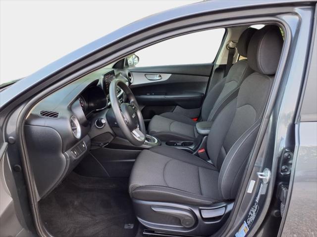 Photo of 2022 Gravity Gray Kia Forte