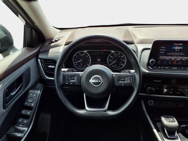 Photo of 2023 Gun Metallic Nissan Rogue