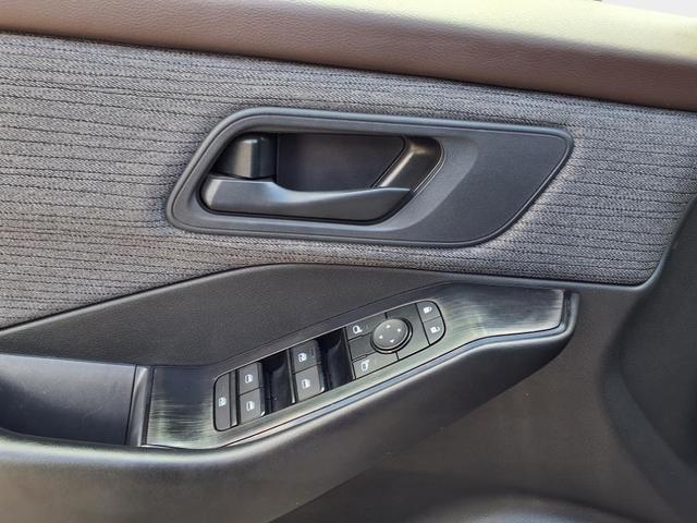 Photo of 2023 Gun Metallic Nissan Rogue