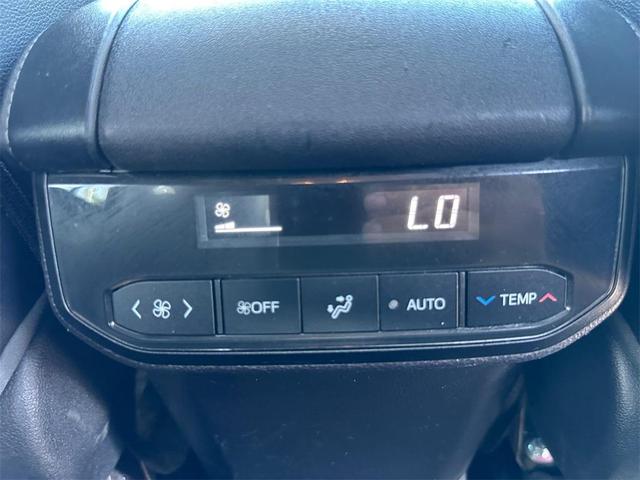 Photo of 2022 Midnight Black Toyota Highlander