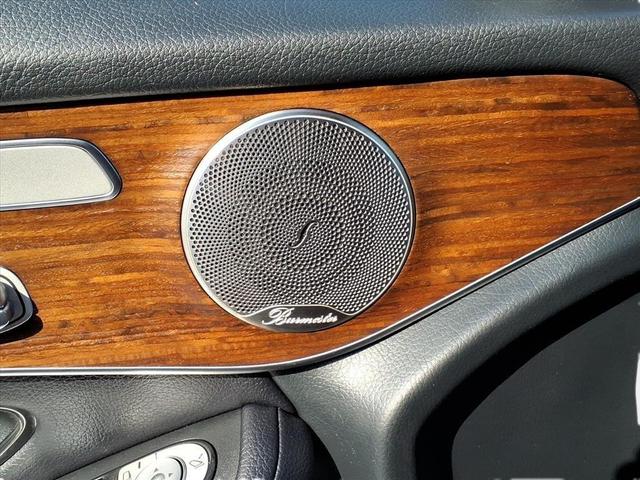 Photo of 2021 Blue Mercedes-Benz GLC 300
