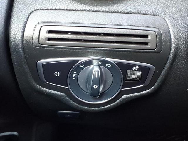 Photo of 2021 Blue Mercedes-Benz GLC 300