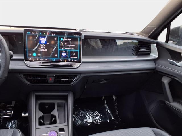 Photo of 2025 Platinum Volkswagen Tiguan