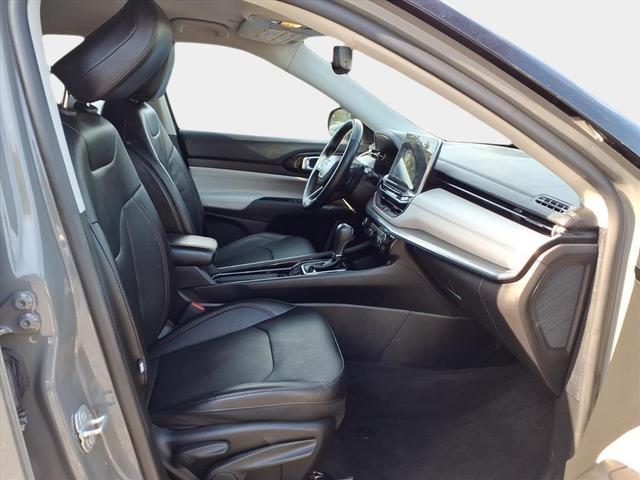 Photo of 2022 Sting-Gray Clearcoat Jeep Compass
