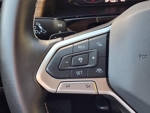 Photo of 2024 Deep Black Pearl Volkswagen Atlas