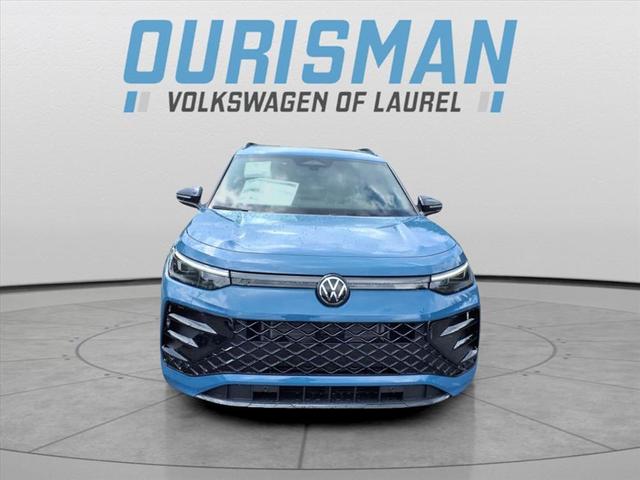 Photo of 2025 Monterey Blue Pearl Volkswagen Tiguan