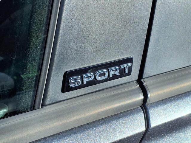 Photo of 2024 Platinum Gray Metallic Volkswagen Jetta