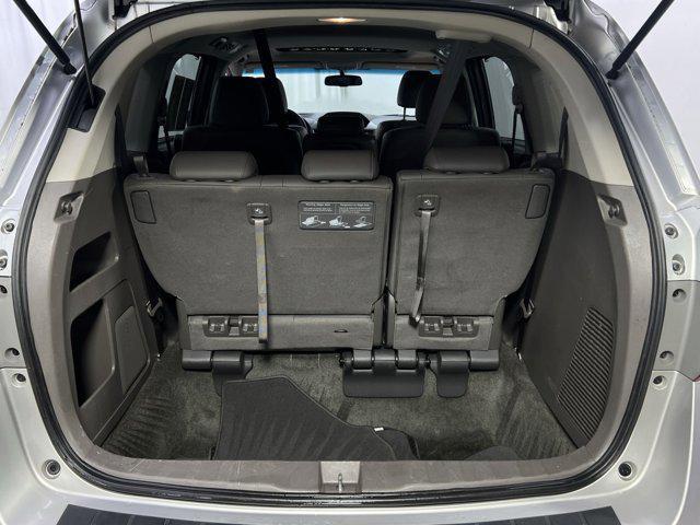 Photo of 2013 Alabaster Silver Metallic Honda Odyssey