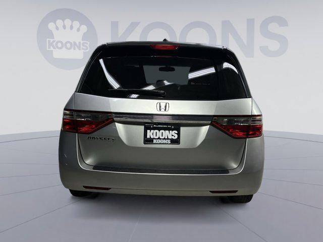 Photo of 2013 Alabaster Silver Metallic Honda Odyssey