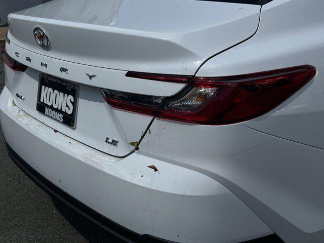 Photo of 2025 Ice Cap Toyota Camry