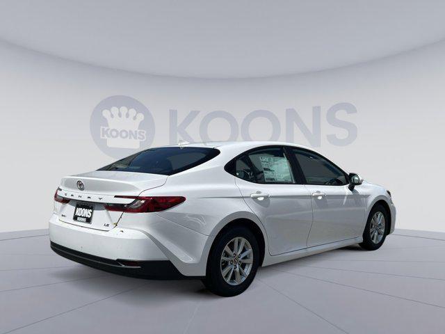 Photo of 2025 Ice Cap Toyota Camry