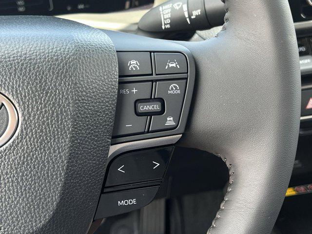 Photo of 2025 Ice Cap Toyota Camry
