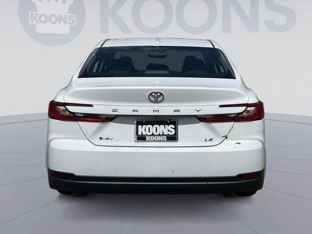 Photo of 2025 Ice Cap Toyota Camry