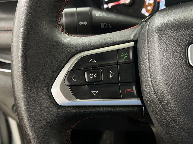Photo of 2024 Silver Zynith Metallic Clearcoat Jeep Compass