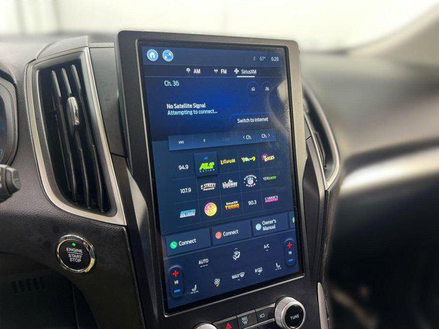 Photo of 2022 Iconic Silver Metallic Ford Edge