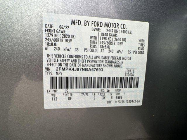 Photo of 2022 Iconic Silver Metallic Ford Edge
