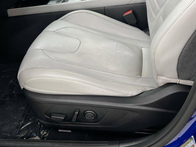 Photo of 2022 Intense Blue Hyundai ELANTRA