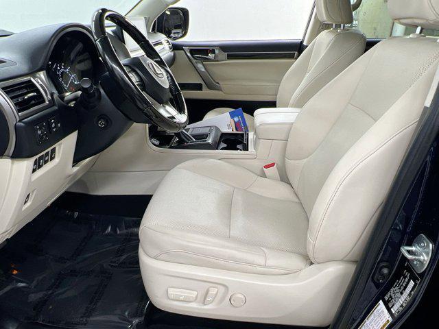 Photo of 2022 Nightfall Mica Lexus GX 460