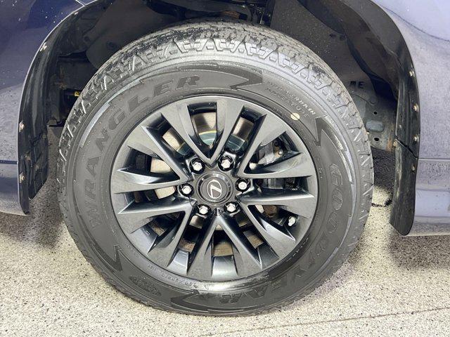 Photo of 2022 Nightfall Mica Lexus GX 460